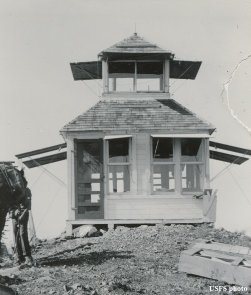 Observation Peak cupola cabin